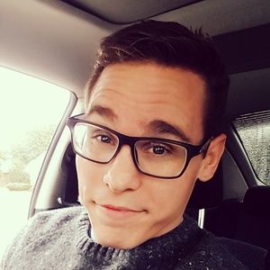 Meet your Posher, Jake